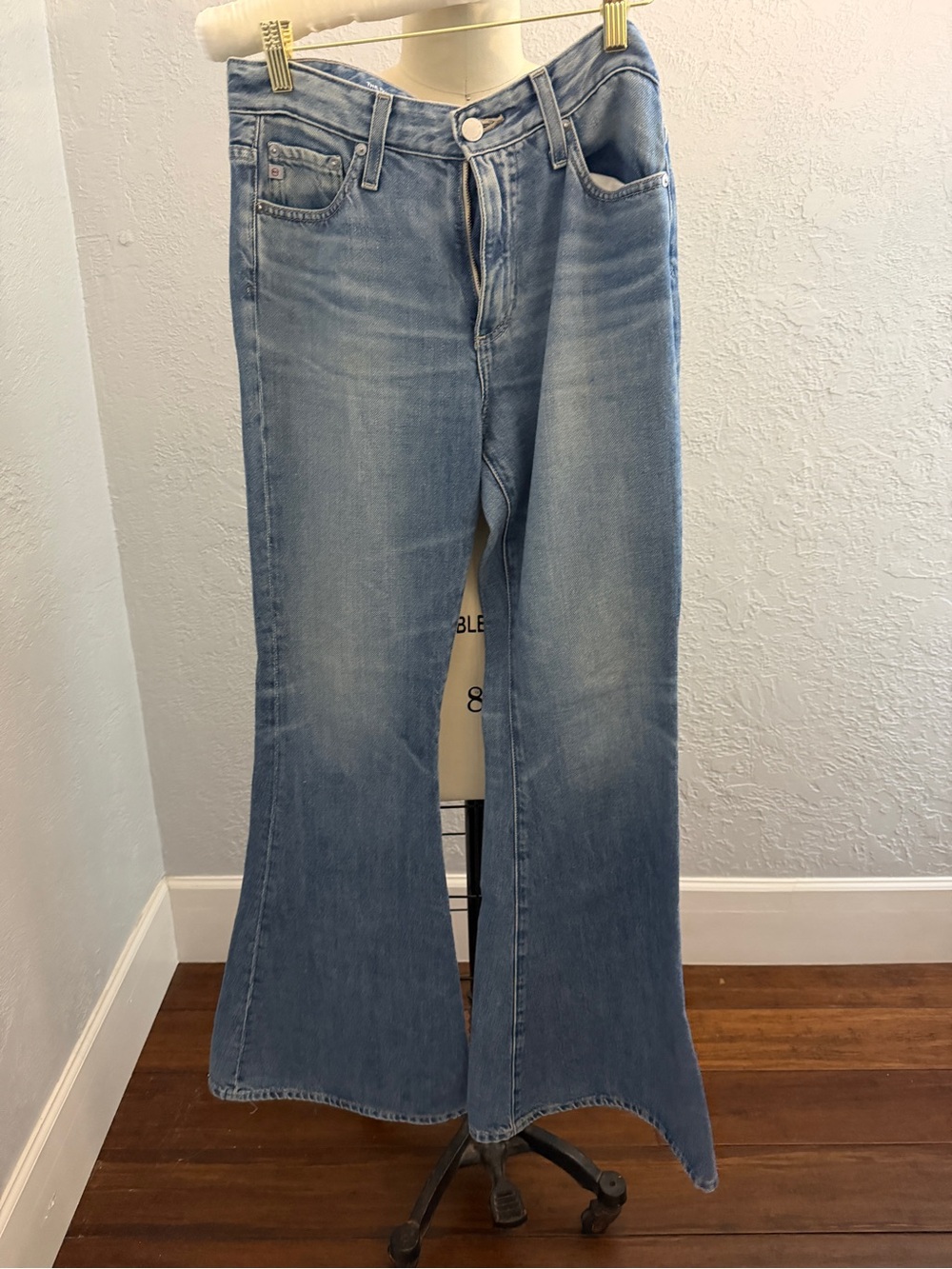 AG Adriano Goldschmied The IVA High-Rise Bell Bottom Jeans | Size 27R